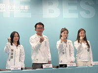 黃國昌提交通政見　打造單車高速公路