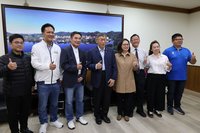 柯文哲：國防特別條例一直卡不是辦法　台灣要往前走