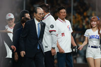 王貞治出席台日交流賽開球　勉WBC台灣隊前進美國