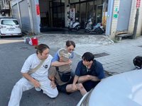 男子攜毒拒警攔檢企圖逃逸　遭壓制送辦