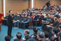 顧立雄偕嚴德發與退伍軍人座談　籲支持國防特別預算