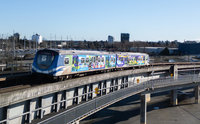 溫哥華捷運彩繪列車  充滿濃濃台灣味
