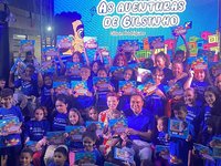 巴西社區領袖新書發表　台灣僑社愛心故事再度連結