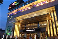 金錢豹董事長王其俊病逝　接班人選未定