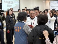 侯友宜談育兒減工時：喊個口號78億　哪那麼多錢