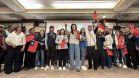 鄭麗文台東團拜籲挺吳秀華　自曝身高「一起發」