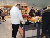 立陶宛情人節可以不送花　38婦女節可不行