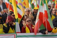 支持流亡王儲或轉向民主共和　伊朗在法僑民意見分歧