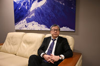 從板凳到先發　謝志偉用職業運動巧喻台灣經貿角色【專訪】