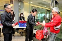 接機杜拜返台客　張惇涵：續協助國人並穩定物價