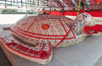 澎湖最大米包龜拆解銷售　湧現搶購人潮