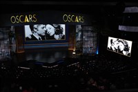 奧斯卡向勞勃瑞福致敬　芭芭拉史翠珊獻唱往日情懷