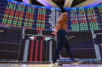 外資賣超近400億元　大舉調節華邦電南亞科