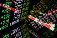 台股量縮下跌225點守住33000點　週線下跌431點