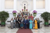 深化民主認識　民進黨新住民交流研習走訪總統府