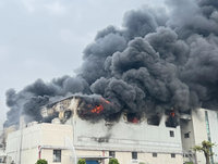 彰化福興織帶廠房火警　人員疏散消防灌救