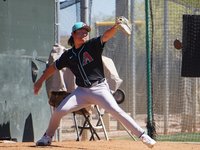 黃仲翔增重強化下盤　投手總監看好球速再升級