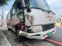 苗栗三義觀光巴士駕駛非勤務酒駕肇事　鄉長痛斥太可惡