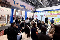 黃偉哲率團赴英行銷農漁產品  估創逾1.5億元商機