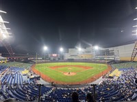 洲際停車場繳費及出場均大排長龍 中市府要業者改善