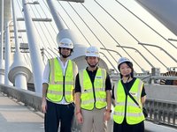 札哈．哈蒂設計團隊登淡江大橋　盛讚還原度近百分百