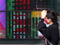 外資連4買轉賣　調節電子股與ETF