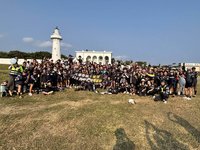 高雄大華國小250人團隊畢業騎乘 踩踏鵝鑾鼻153公里