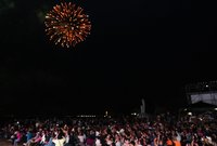 澎湖海上花火節試放10分鐘　逾5000民眾搶頭香