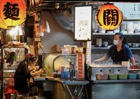 議員提設攤販投保責任險認證標章 北市府研議