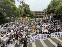社工團體赴政院抗議　要求國家道歉、正視制度問題