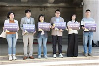 王婉諭：兒少工作證制不能兩套標準　政院應加速送案