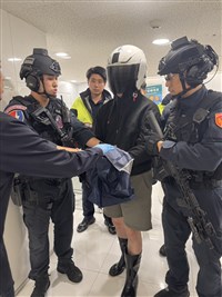 搶銀行犯嫌稱因背債犯案　北市警依強盜等罪送辦