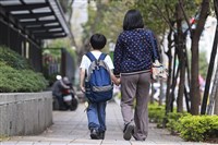 育兒減工時　北市勞動局擬編預算續辦研議適度放寬