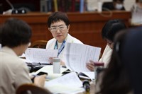 立委指長榮股利資料重複上傳　莊翠雲：今晚更正