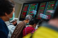 台股4月開戶人數新增9.8萬人　累積達1420萬人創高