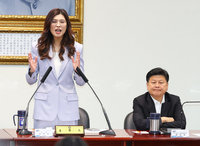 季麟連軍購案言論生波　鄭麗文會韓國瑜：來負荊請罪