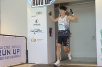 台北101公益垂直馬拉松　羅清駿締造台灣男子4連霸
