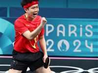 中國瘋狂粉絲為運動員租商場大螢幕慶生　官方喊卡