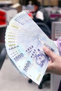股市多頭助攻　金融三業首季獲利近3710億元飆同期高