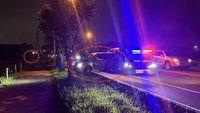 苗栗7旬翁疑毒駕心虛拒檢　碰撞警車釀2警傷