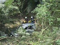 苗縣勘災造橋受損農路出意外　車輛墜谷4傷送醫