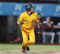 張志豪回一軍首戰扛4棒　平野惠一盼給對手壓力
