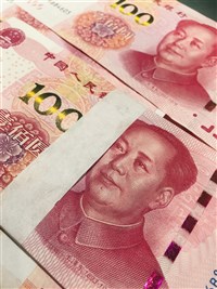 資金轉入美元避險　4月人民幣存款餘額創逾12年半新低