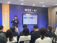 AI時代生生用平板　鄭英耀盼4年內22縣市全達1人1機