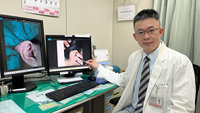 女大生穿耳洞長出精靈耳　醫師：嚴重蟹足腫所致