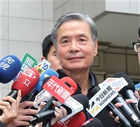 遭詹江村暗指是美國人　金溥聰：若不公開更正將提告