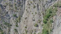 德基水庫崩塌地復育　無人機撒種坡地植被逐漸恢復