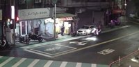 新莊警攔違停查獲無照毒駕　駕駛狂奔拒檢遭壓制