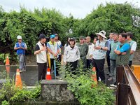 屏東強降雨　周春米視察排水改善工程