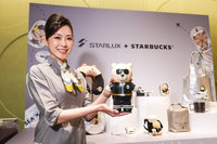 星宇航空攜手星巴克　機師熊周邊商品17日登場